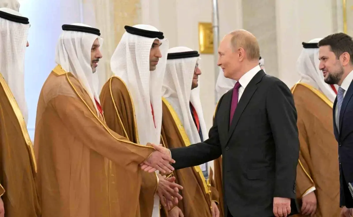 Putin, Trump ile BAE’de Görüşmeyi Düşünüyor